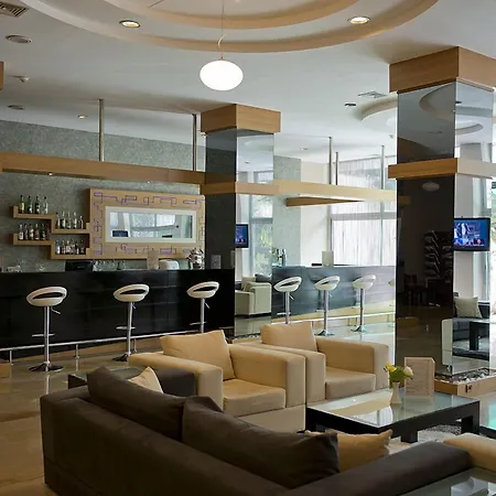 Nashira Hotel