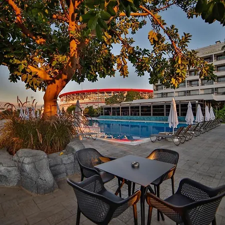 Nashira Hotel