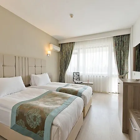 Nashira Ξενοδοχείο 4*