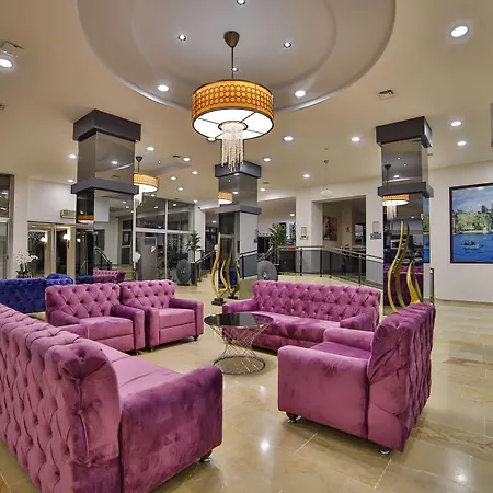 Nashira Hotel