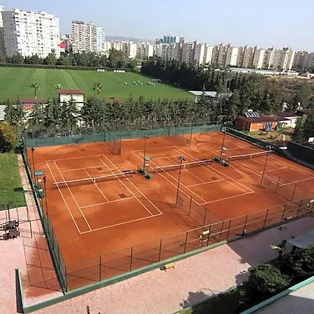 Nashira Hotel