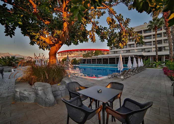 Nashira Hotel