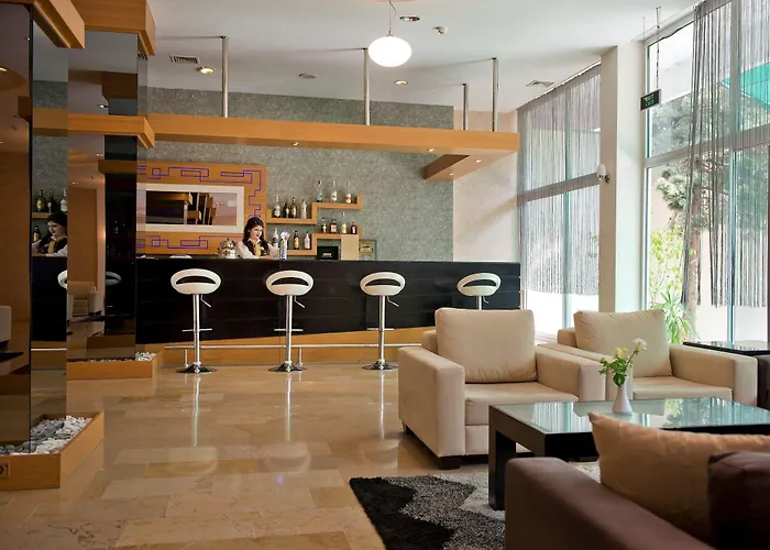 Hotel Nashira 4*