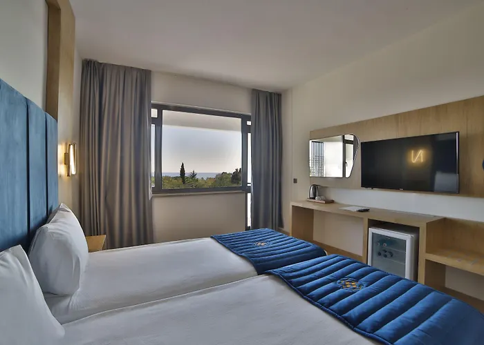 Nashira Hotel