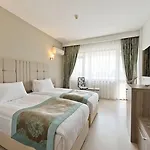 Nashira Hotel 4*