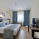 Nashira Hotel 4*