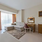 Nashira Hotel