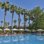 Hotel Nashira 4*