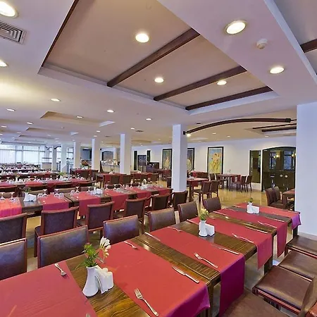 Nashira Hotel