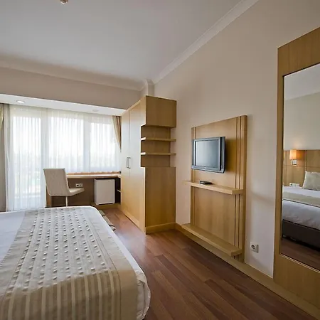 Отель Nashira 4*
