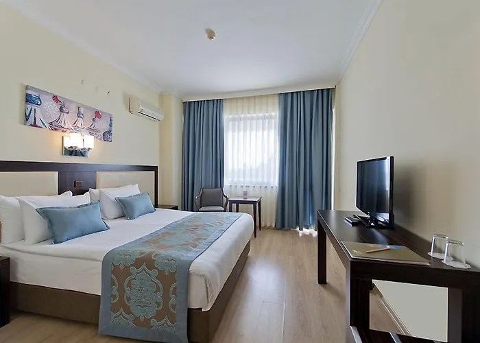 Nashira Hotel 4*