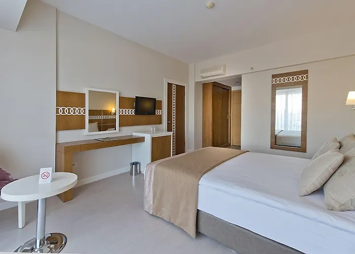 Hotel Nashira